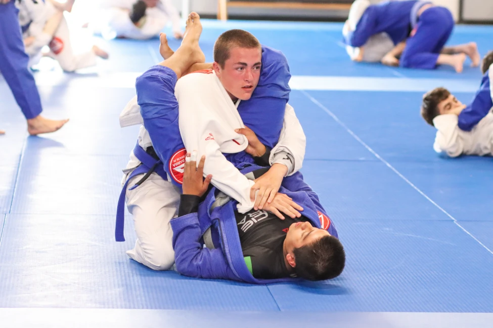 jiu jitsu classes at itineris